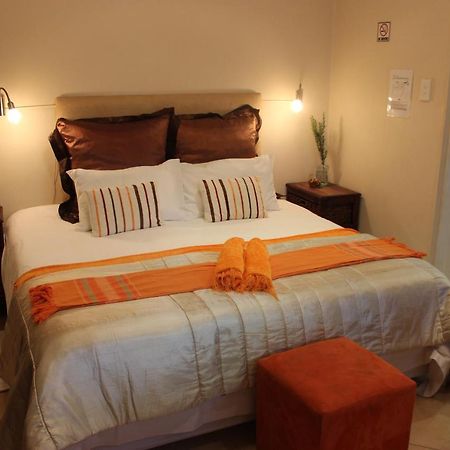 Lumley'S Place Guesthouse Pniel 外观 照片