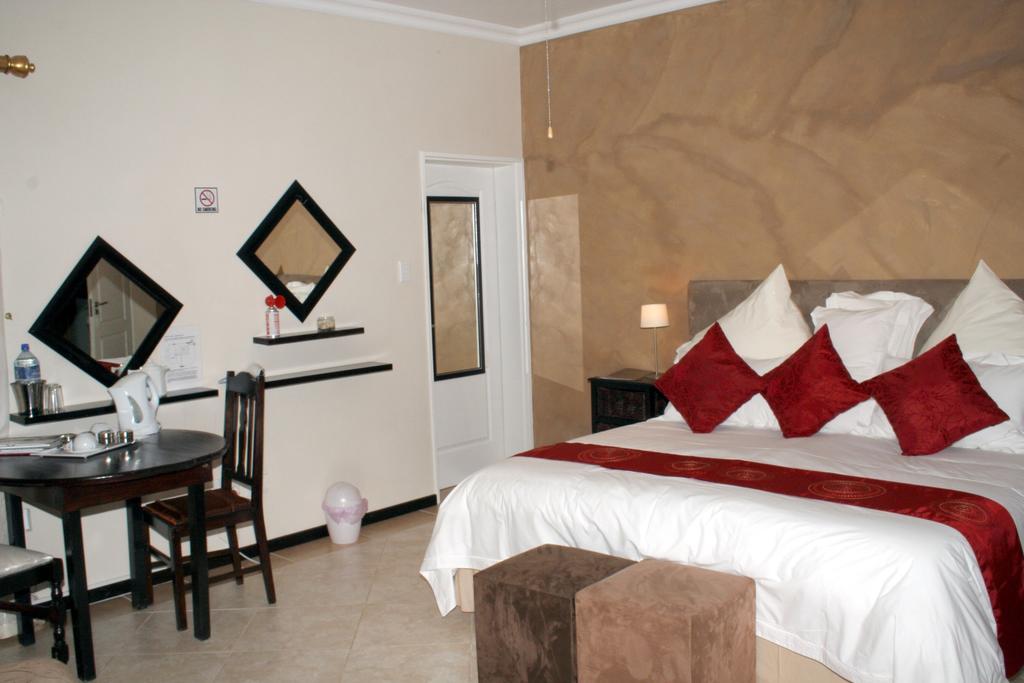 Lumley'S Place Guesthouse Pniel 客房 照片