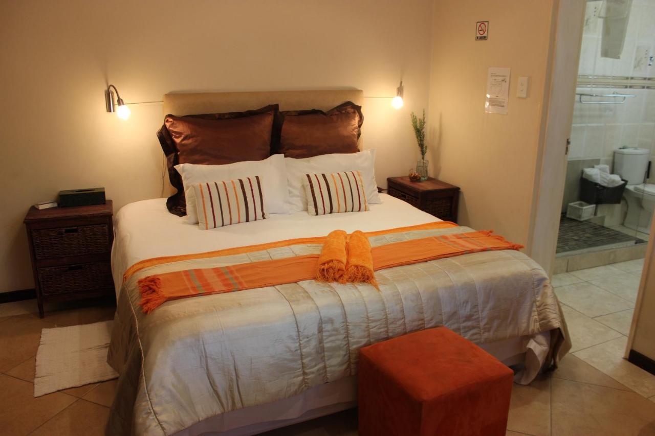 Lumley'S Place Guesthouse Pniel 外观 照片