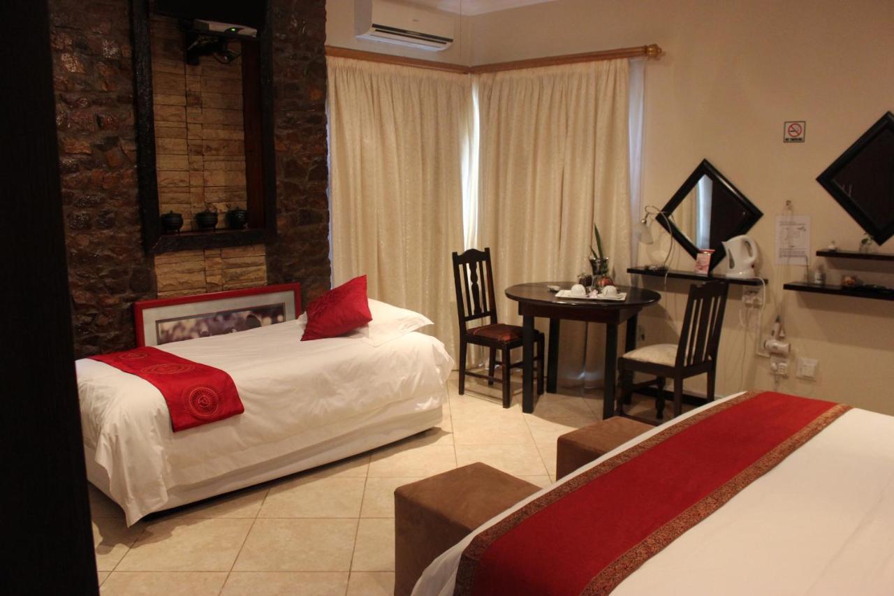 Lumley'S Place Guesthouse Pniel 外观 照片